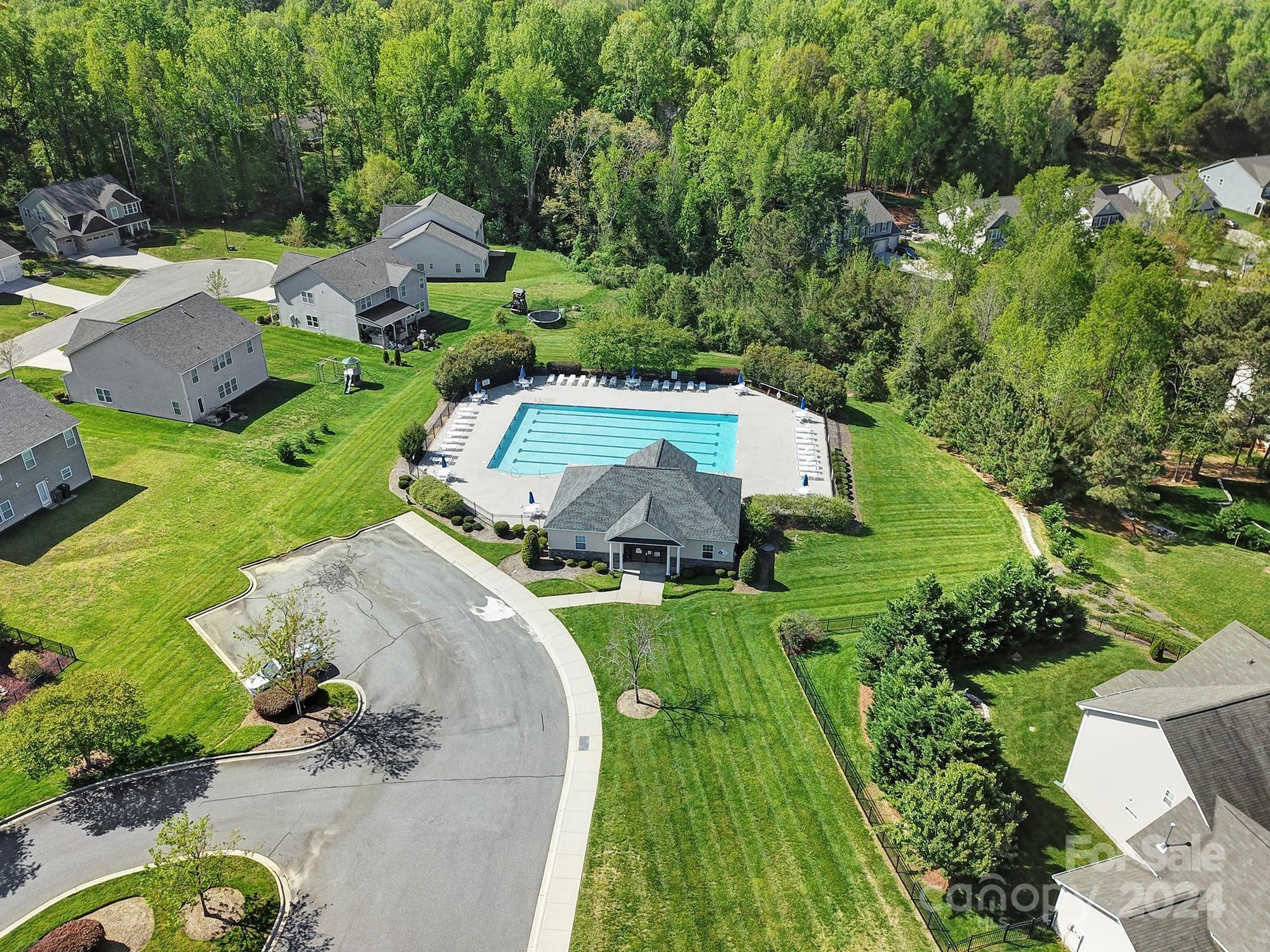 Fox Ridge - Residential