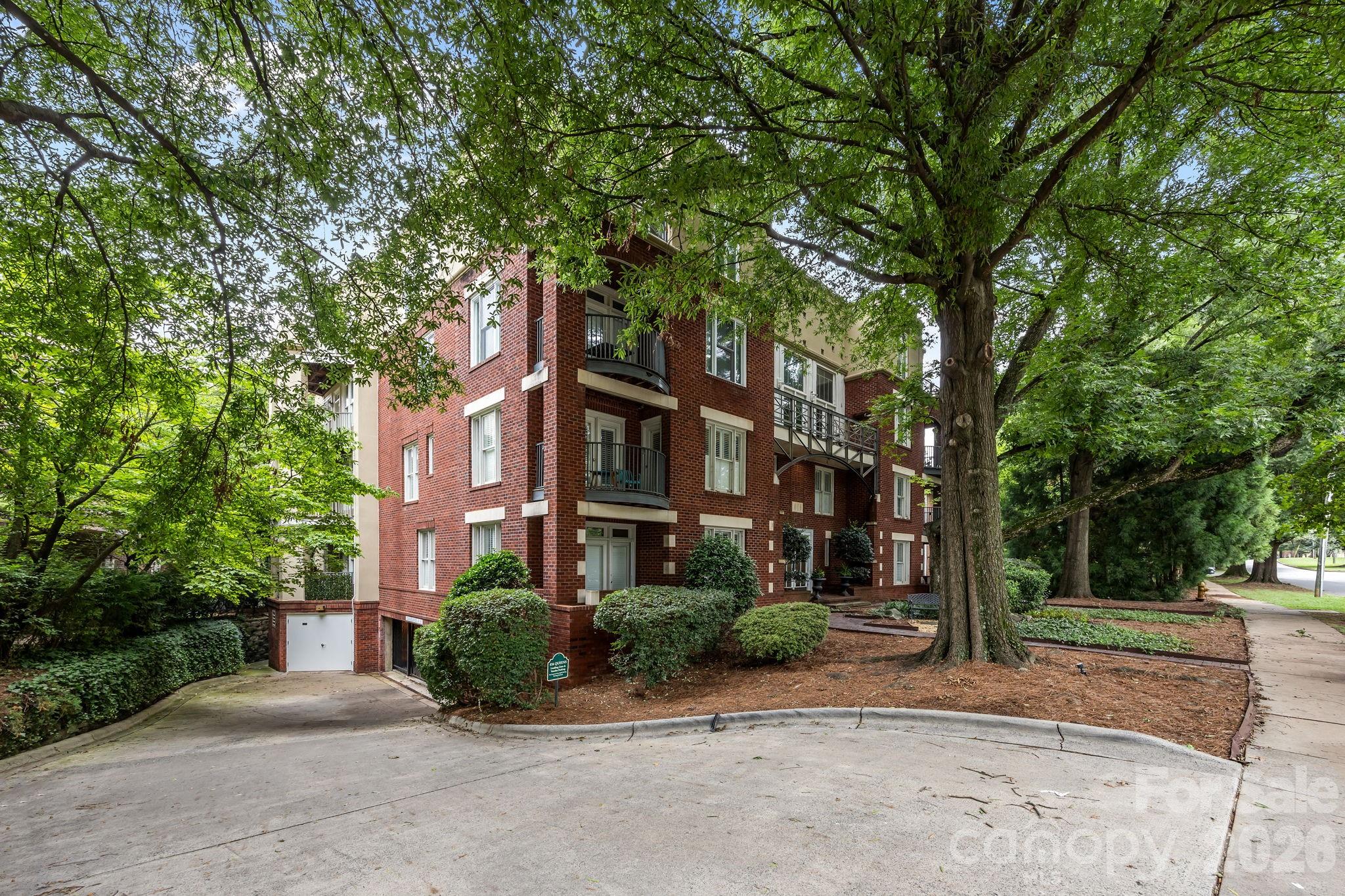 Myers Park - Residential