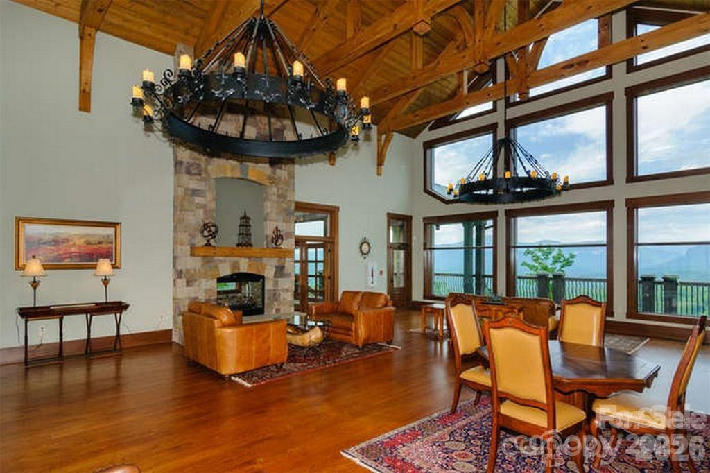 Vista At Bills Mountain - Residential