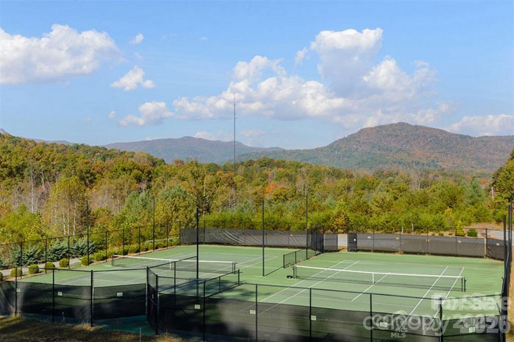Vista At Bills Mountain - Residential