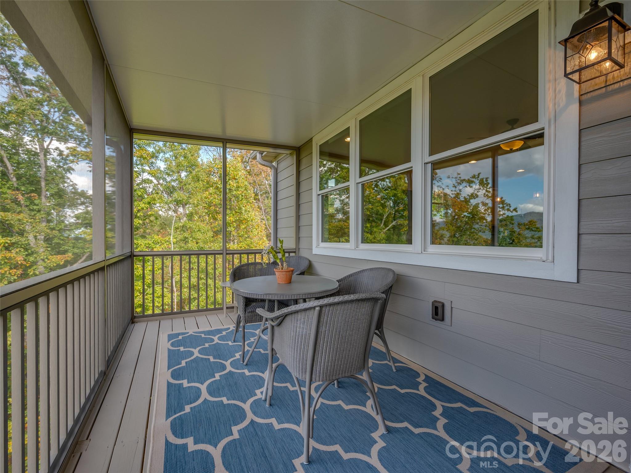 Vista At Bills Mountain - Residential