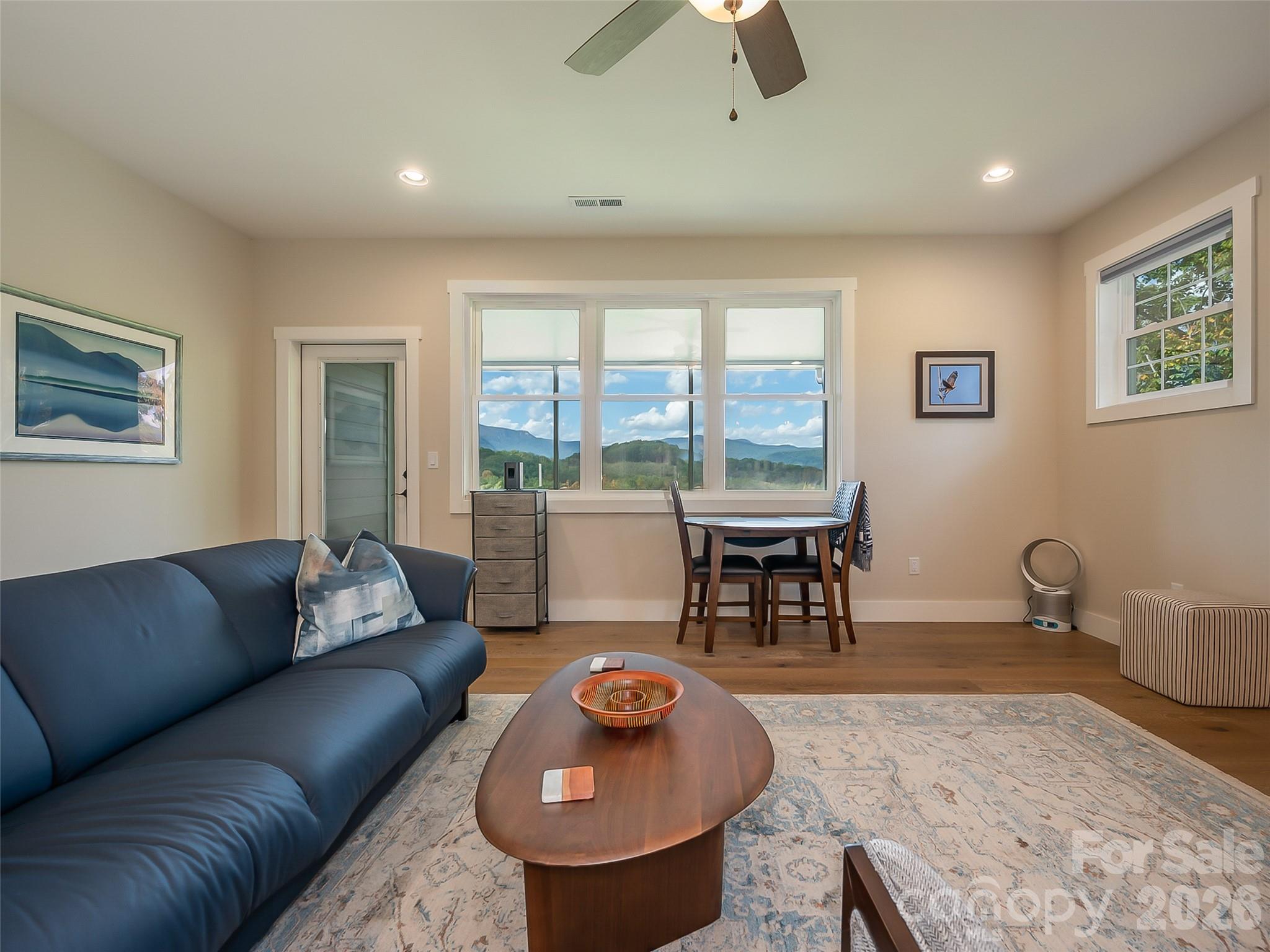 Vista At Bills Mountain - Residential