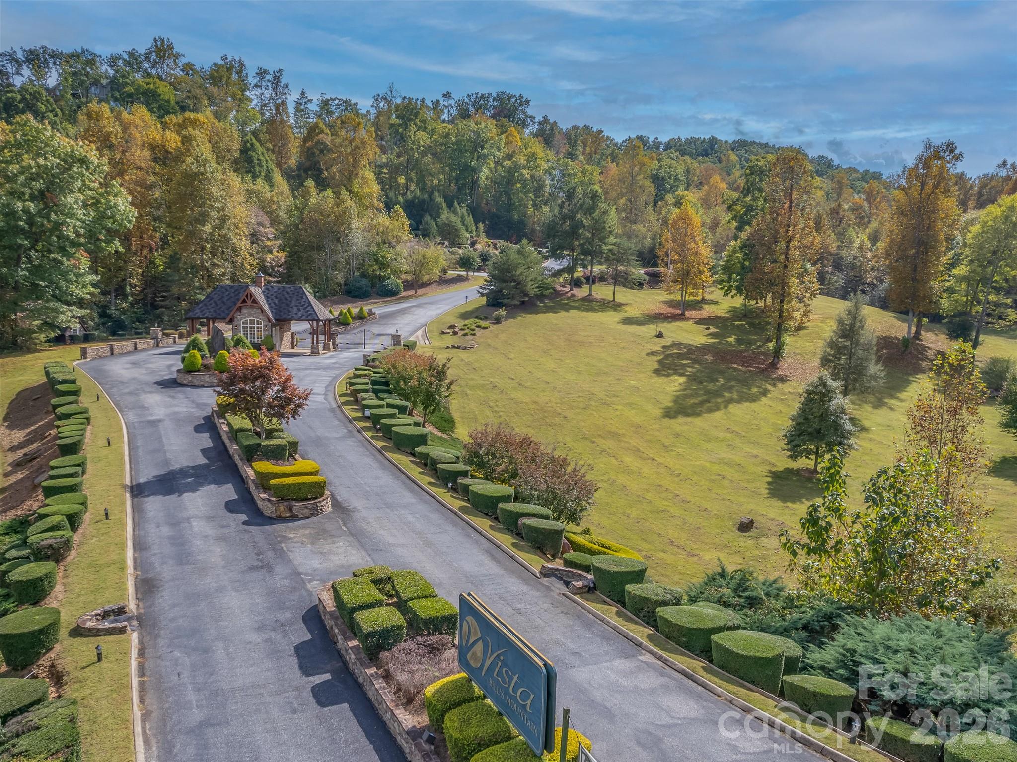 Vista At Bills Mountain - Residential