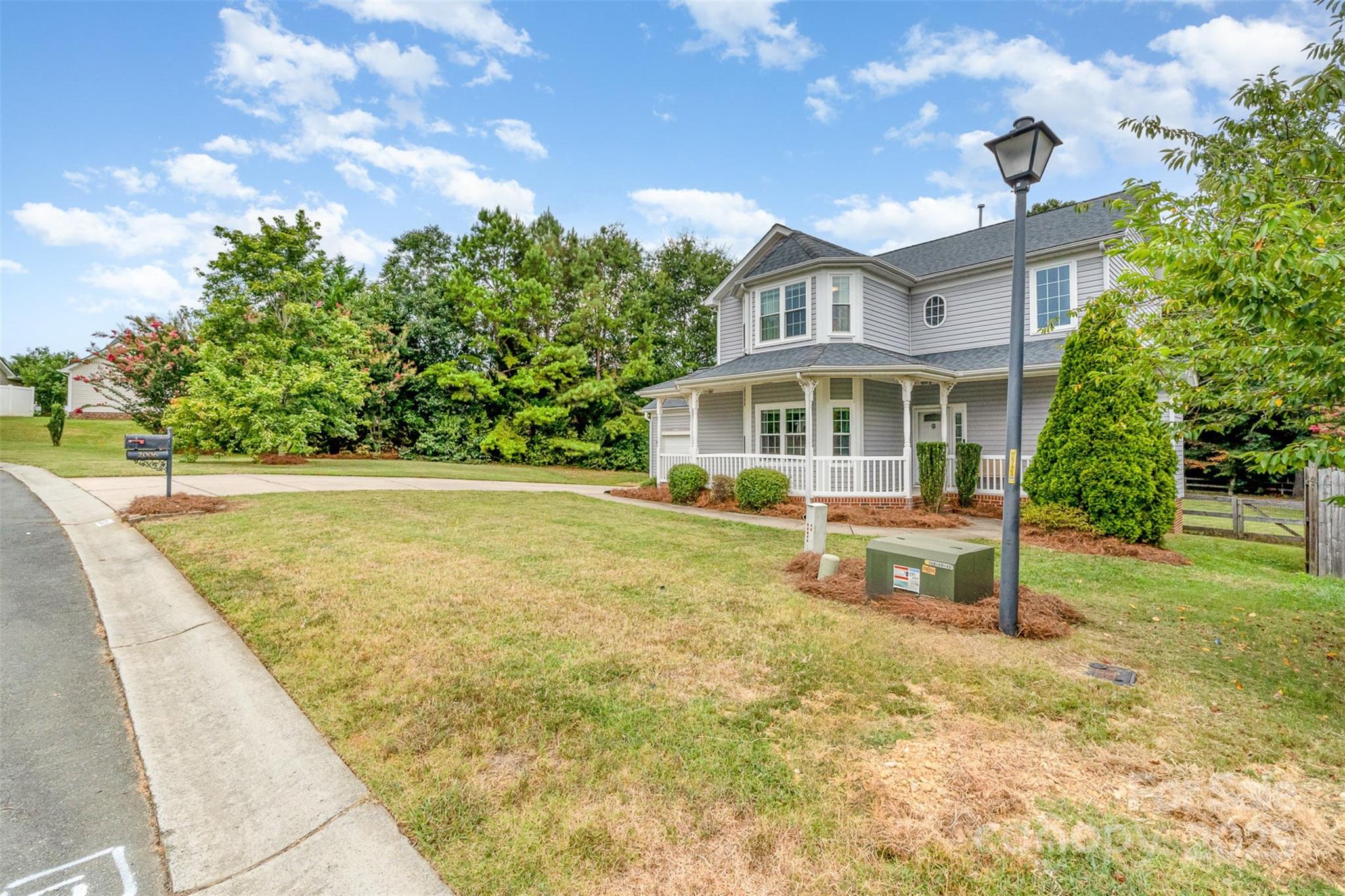 Oakstone - Residential
