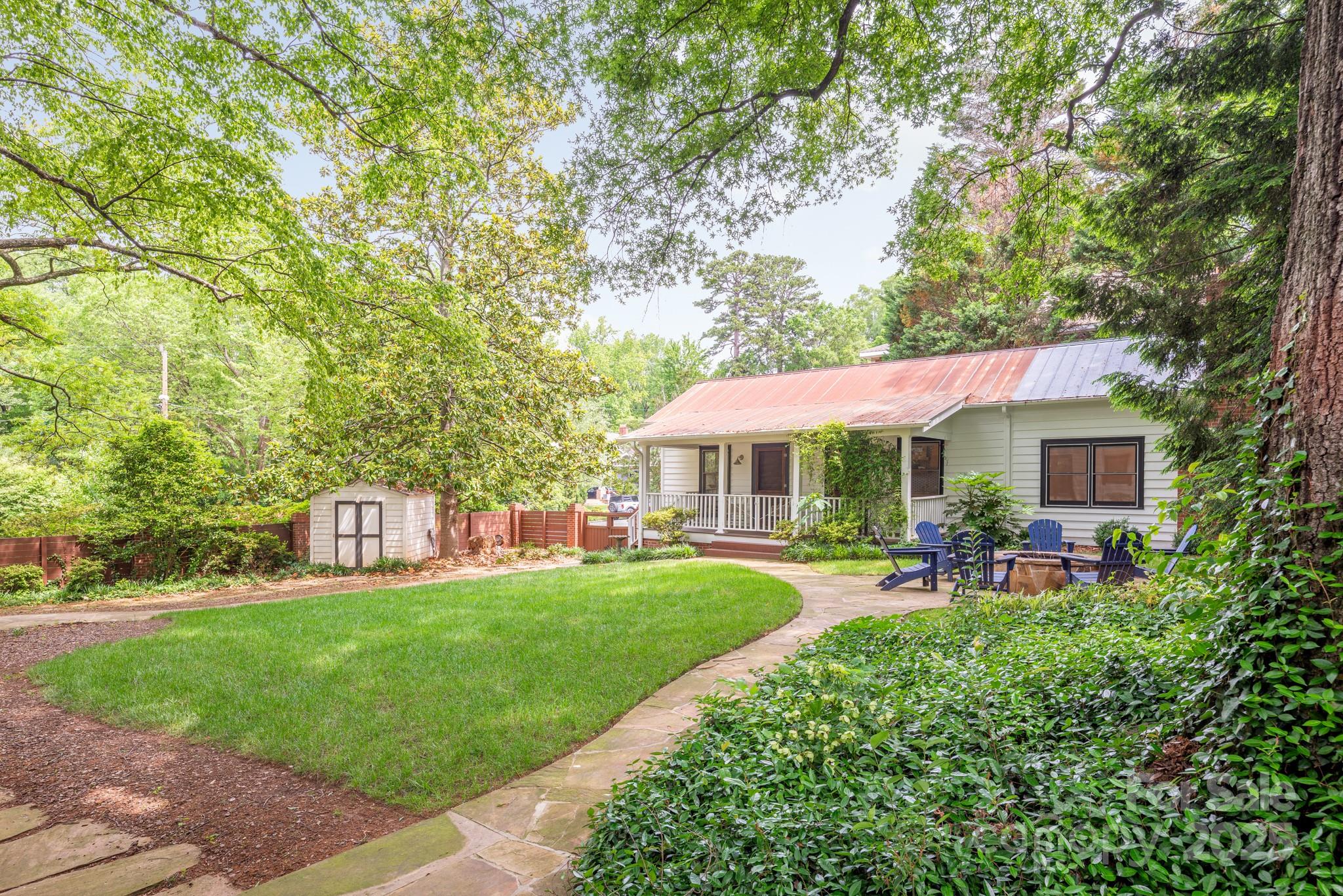Elizabeth - Residential