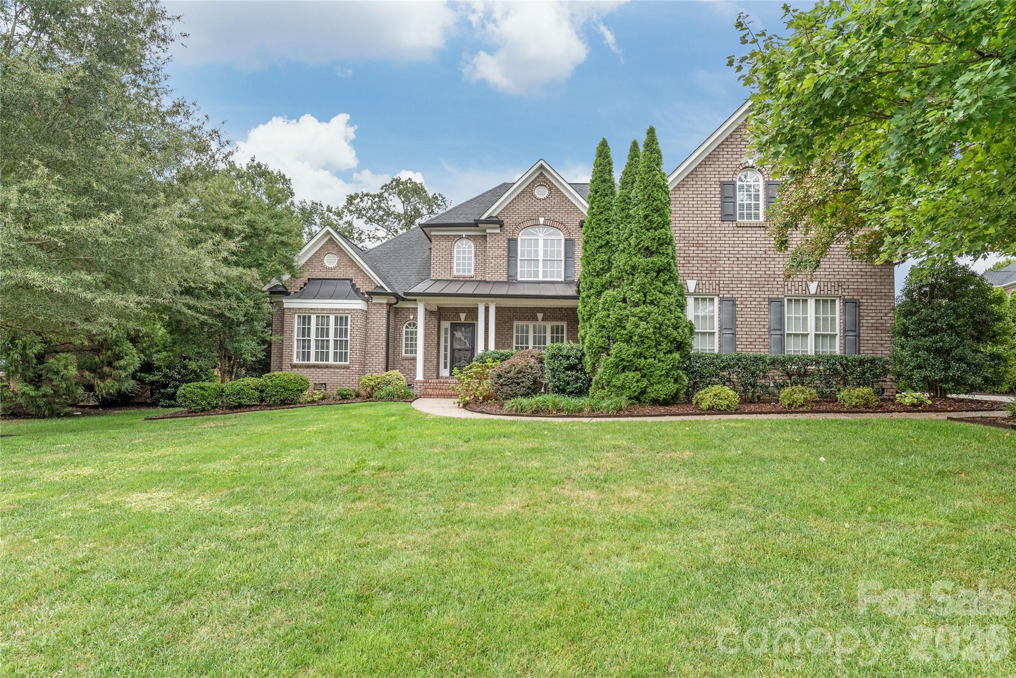 Located in the desirable Abbington community, this spacious 5 bedroom, 3 bath home offers a versatile layout and thoughtful upgrades throughout. The main level features a bright, open living space with soaring ceilings and a fireplace, flowing seamlessly into the kitchen complete with granite countertops, stainless steel appliances, and ample cabinetry.
A standout feature of the home is the flexibility of having two bedrooms on the main level, including a primary suite and an additional bedroom with access to a full bath, ideal for guests or multi generational living. Just off the living area, the enclosed patio has been converted into a heated flex space, perfect for a home office or private workspace with its own exterior entrance.
Upstairs, you will find three additional bedrooms, a full bathroom, and access to a large walk in attic providing excellent storage.
The exterior is equally impressive, with a fully landscaped yard, irrigation system, exterior accent lighting, and a fenced backyard offering both privacy and functionality.
Residents of Abbington enjoy access to community amenities including a pool, tennis courts, sidewalks, and play areas. Conveniently located near I 485, UNCC, shopping, and dining, this home combines space, flexibility, and location in one complete package.