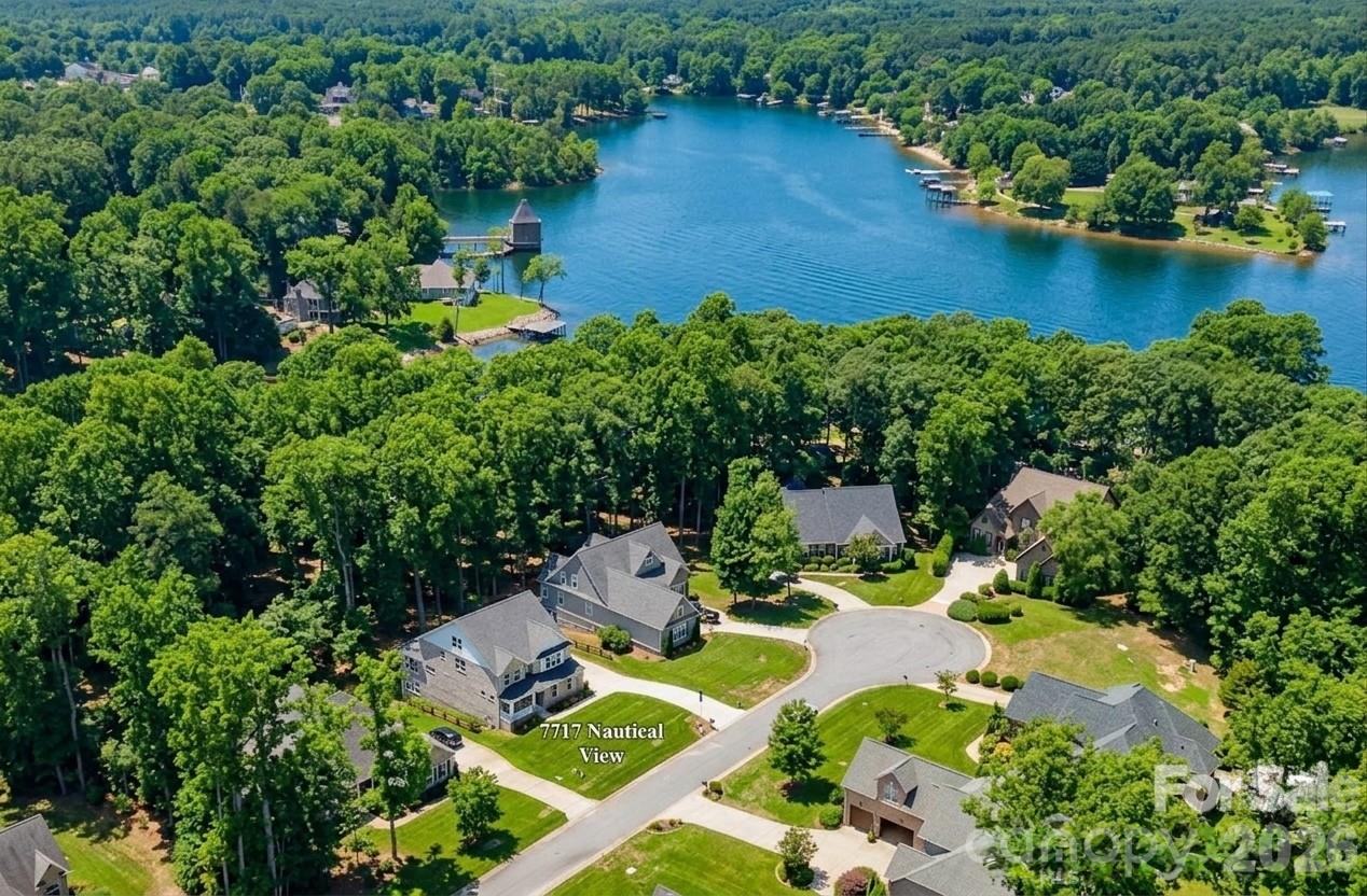 Norman Pointe - Residential