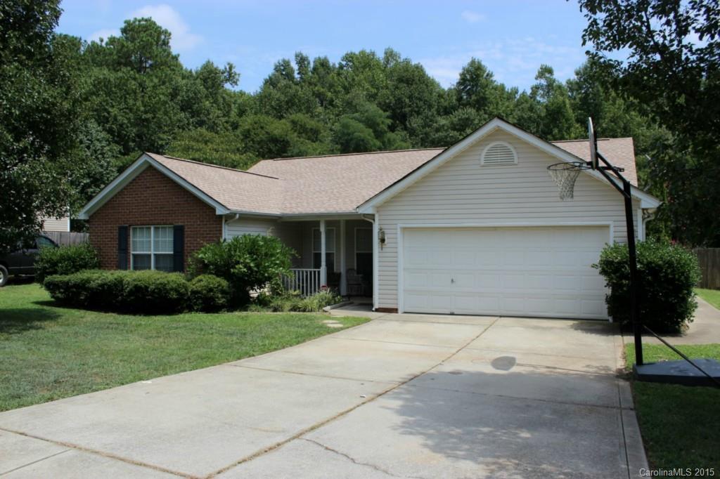 Come see this 3 bedroom, 2 bath ranch home in Barron Estates with a large fenced in back yard.  This home has a new HVAC hybrid system, 2 stage heat pump with high efficiency furnace and new duct system installed in 2014.  New roof and water heater in 2014 as well…  Seller will pay up to $3,000 towards buyer’s closing costs with acceptable offer.