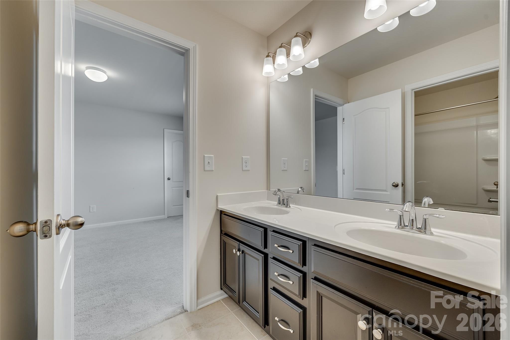 Oakland Pointe - Residential