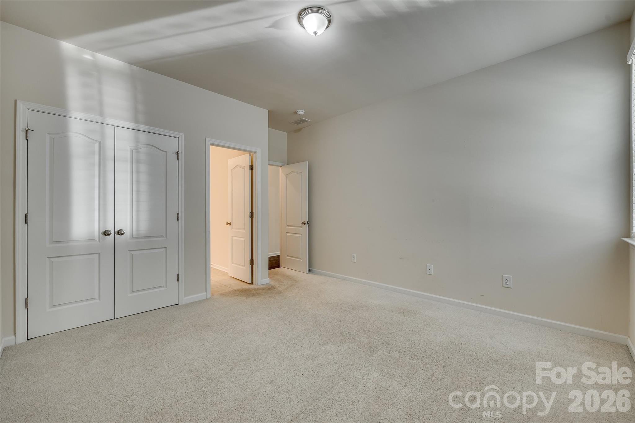 Oakland Pointe - Residential
