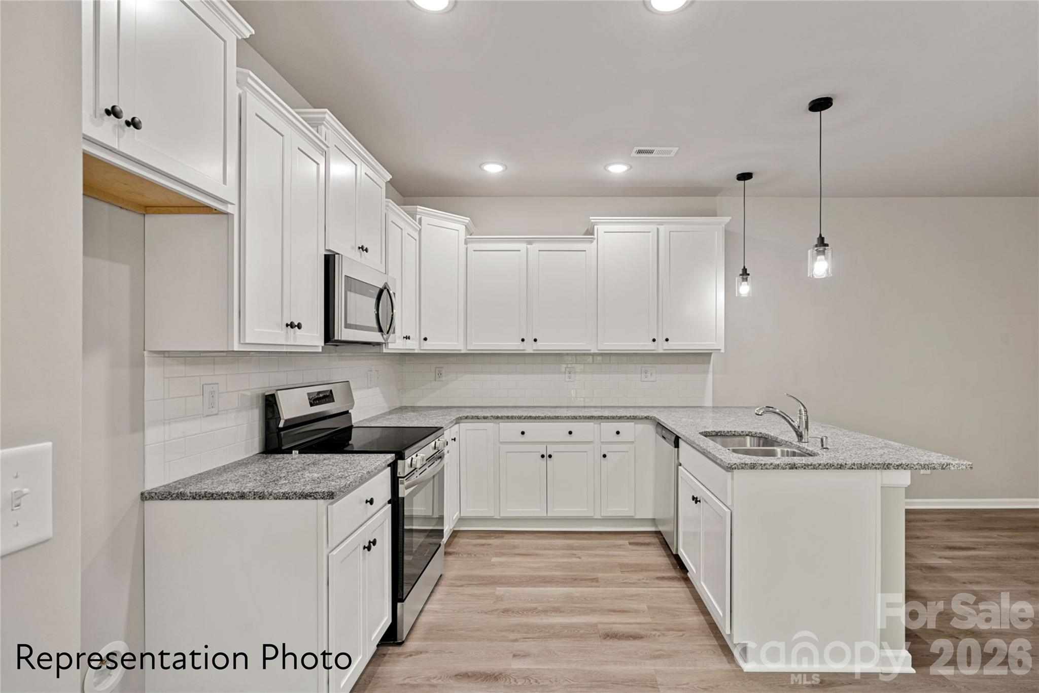 Villas of Kings View - Residential