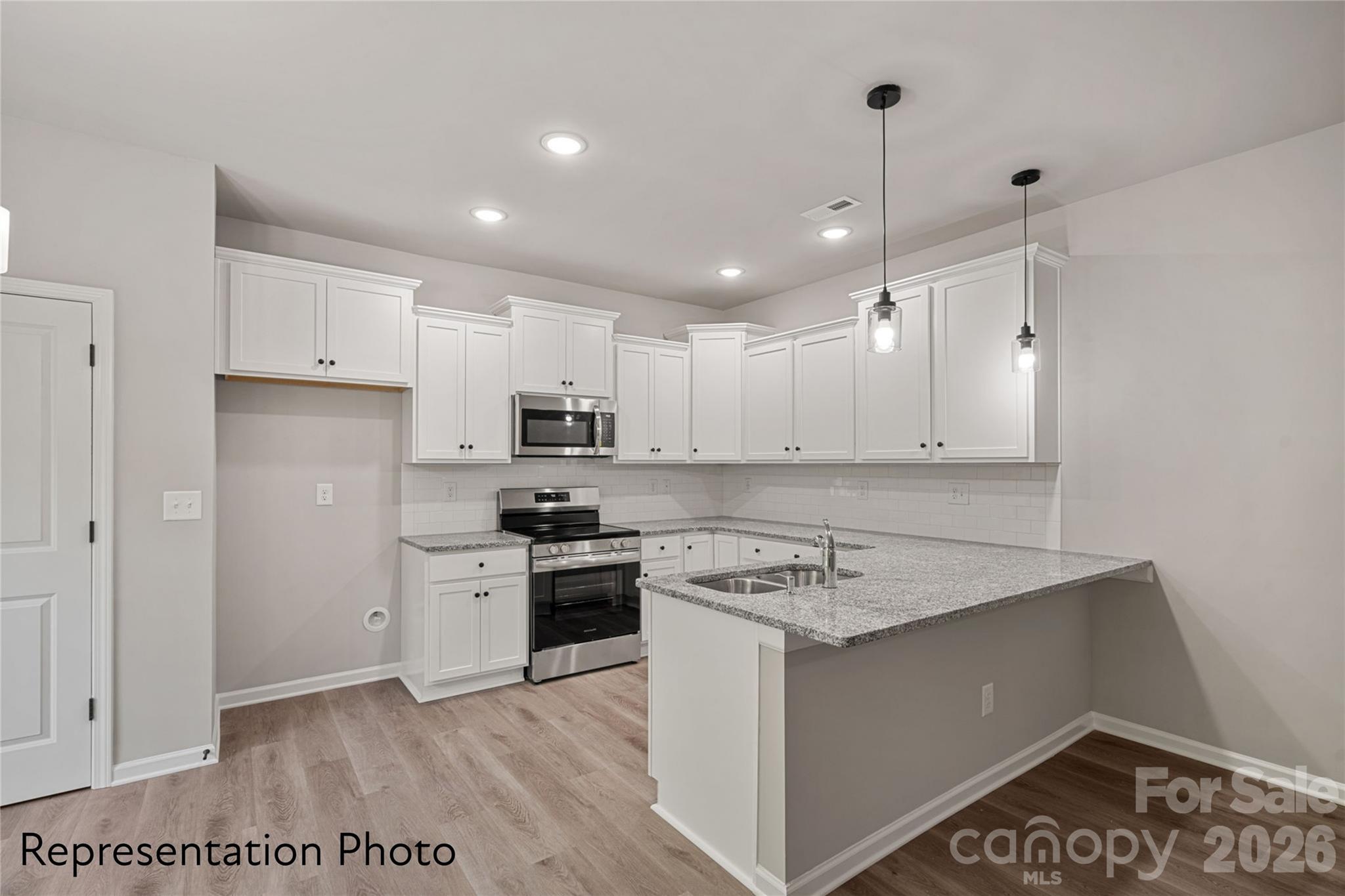 Villas of Kings View - Residential