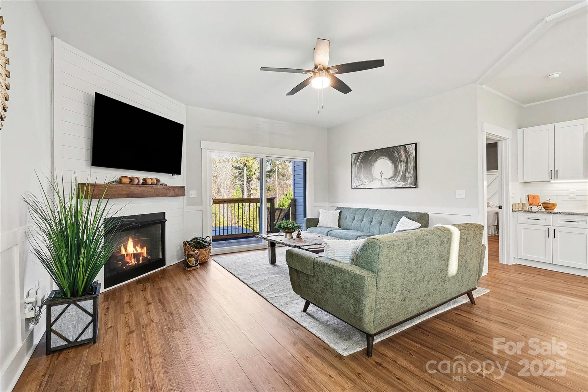 Magnolia - Residential