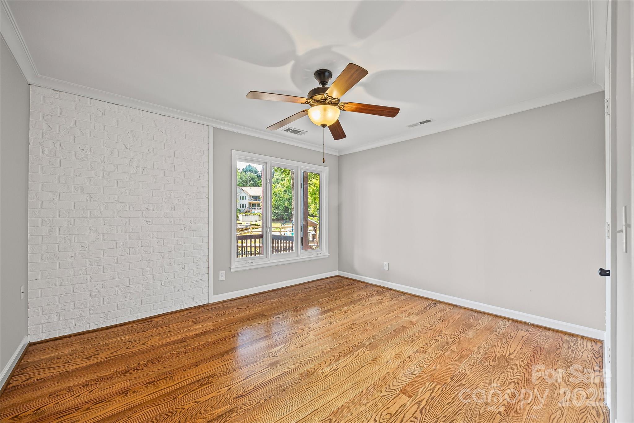 Tega Cay - Residential