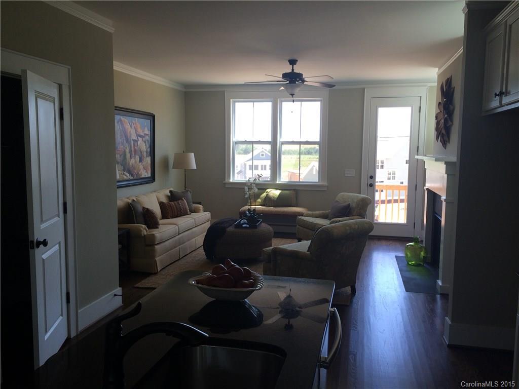 Riverwalk - Residential Lease