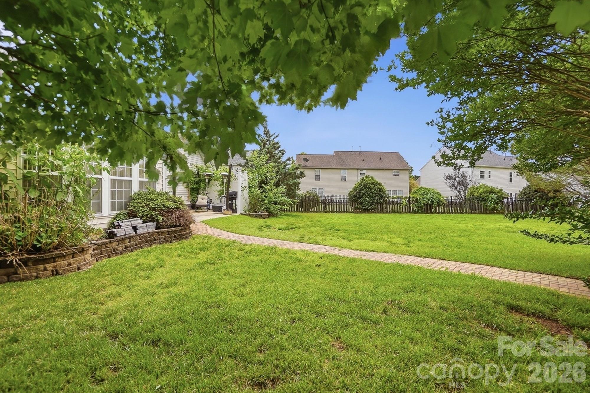 Planters Walk - Residential