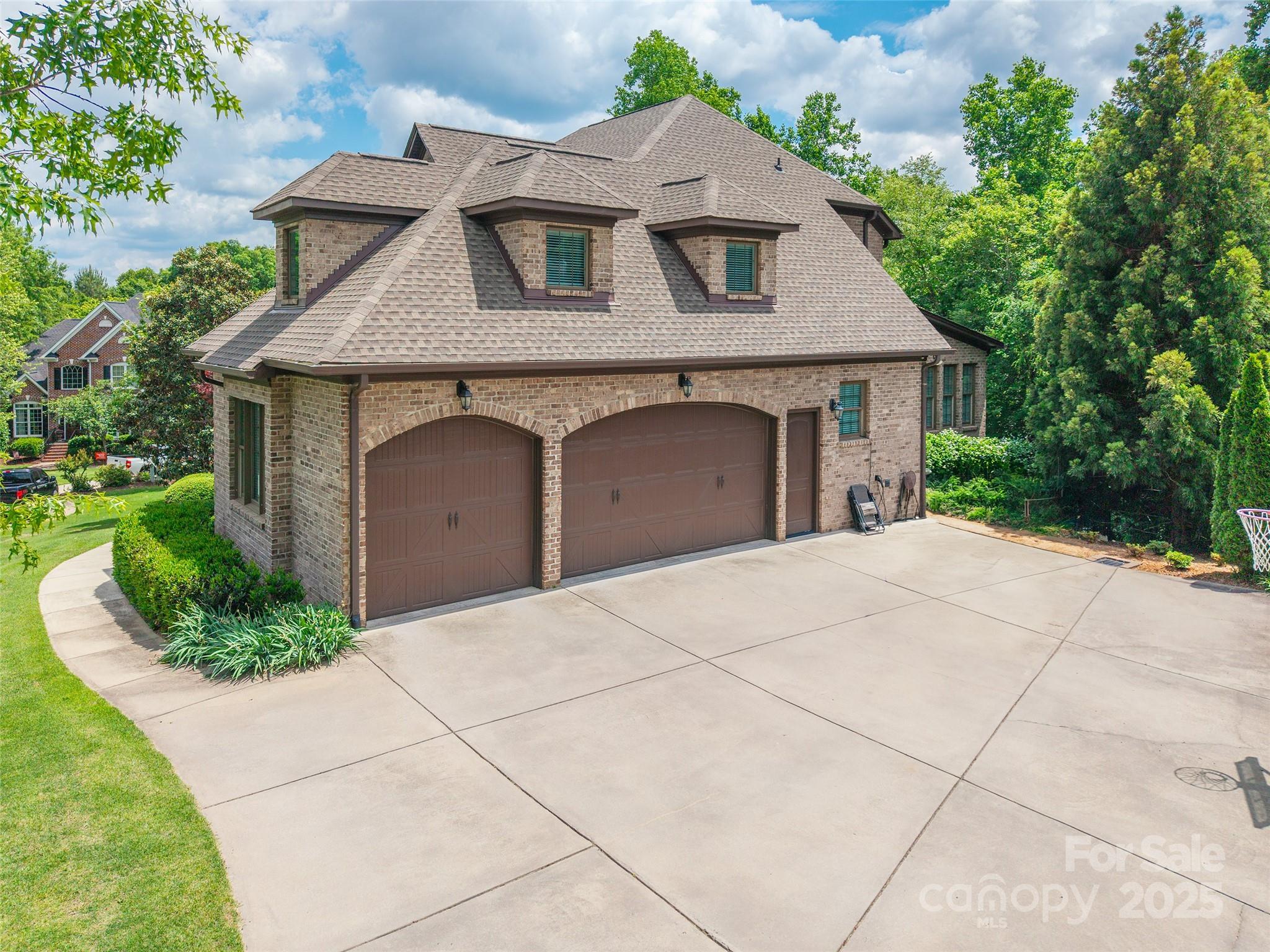 Laurel Creek - Residential