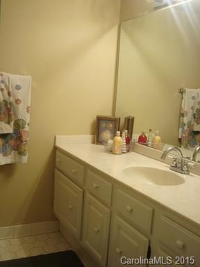 River Hills - Residential Lease
