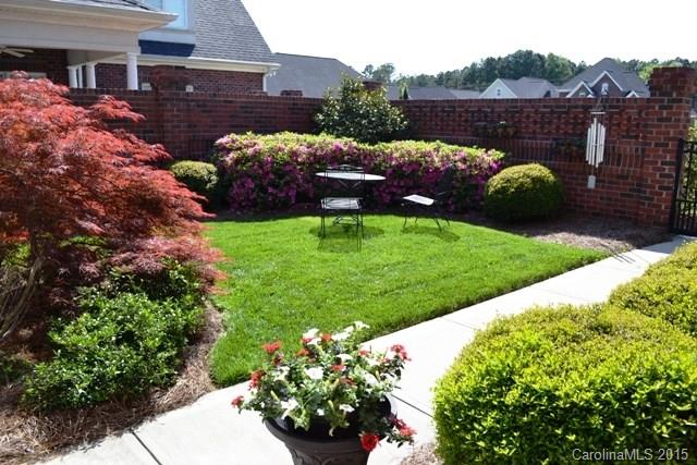 Laurel Creek - Residential