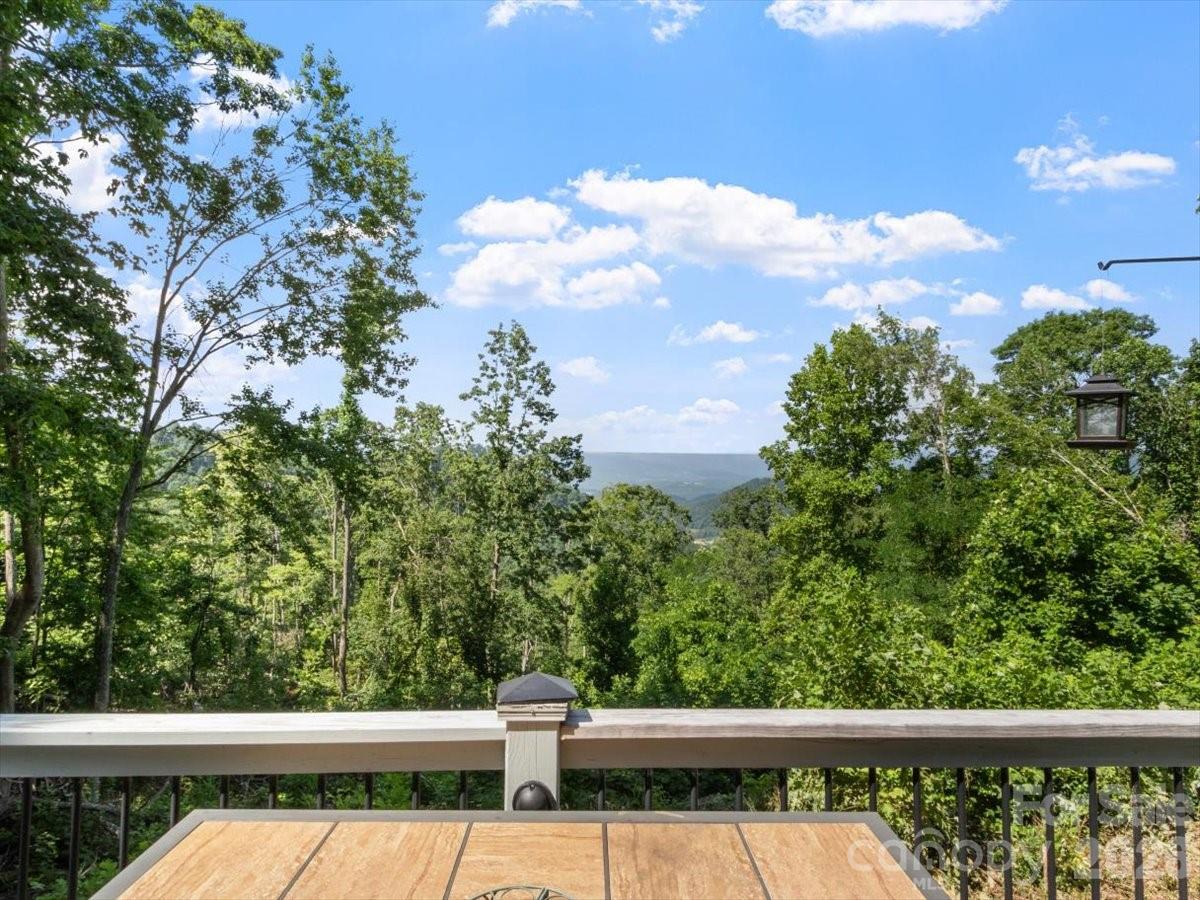 Moonshine Mountain - Residential