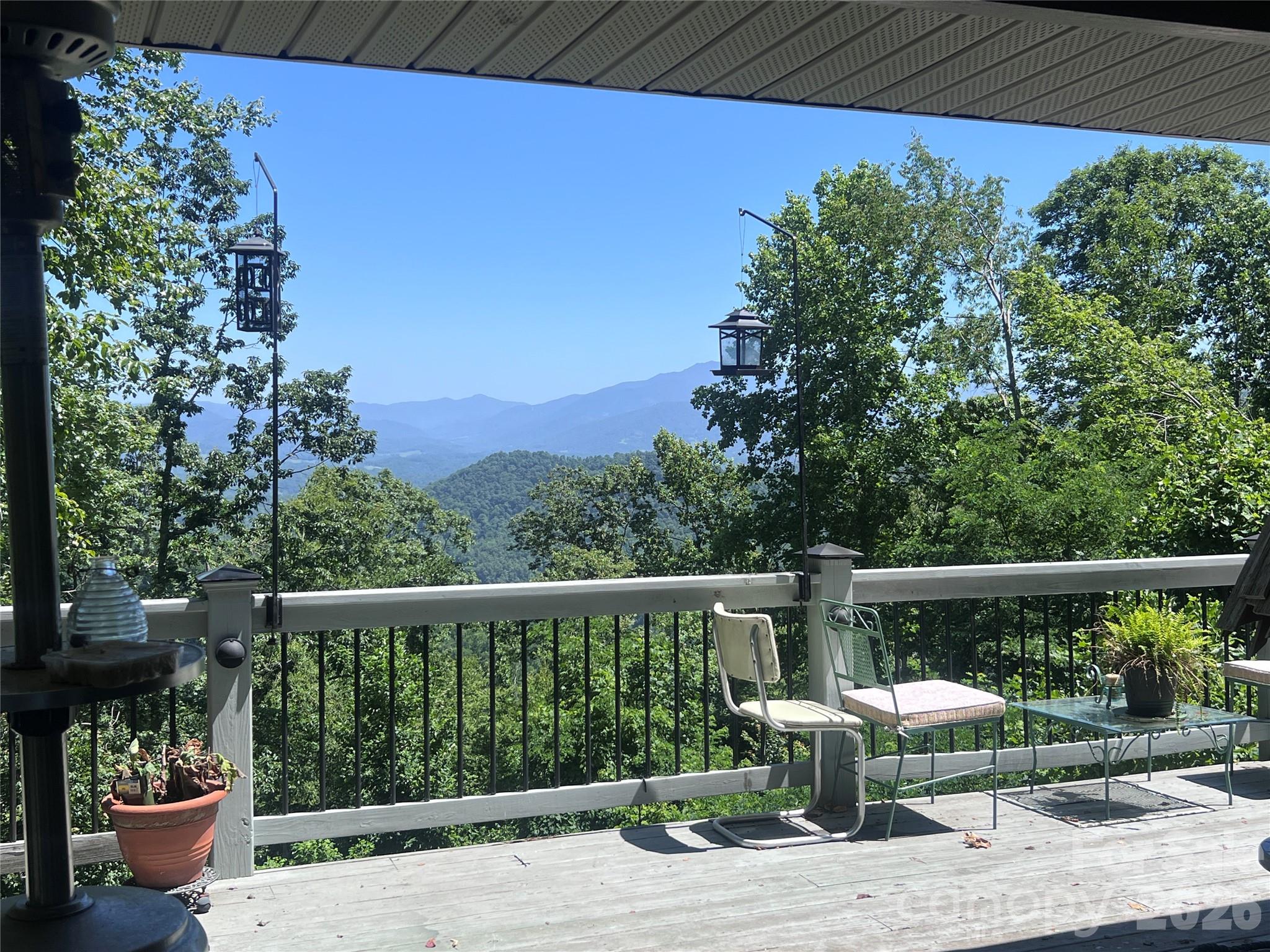 Moonshine Mountain - Residential