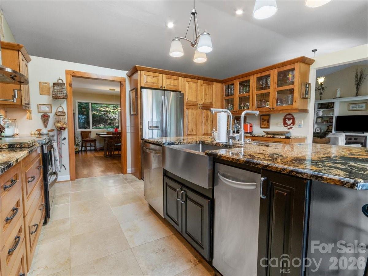 Moonshine Mountain - Residential
