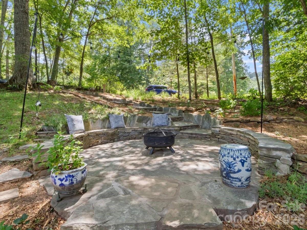 Moonshine Mountain - Residential