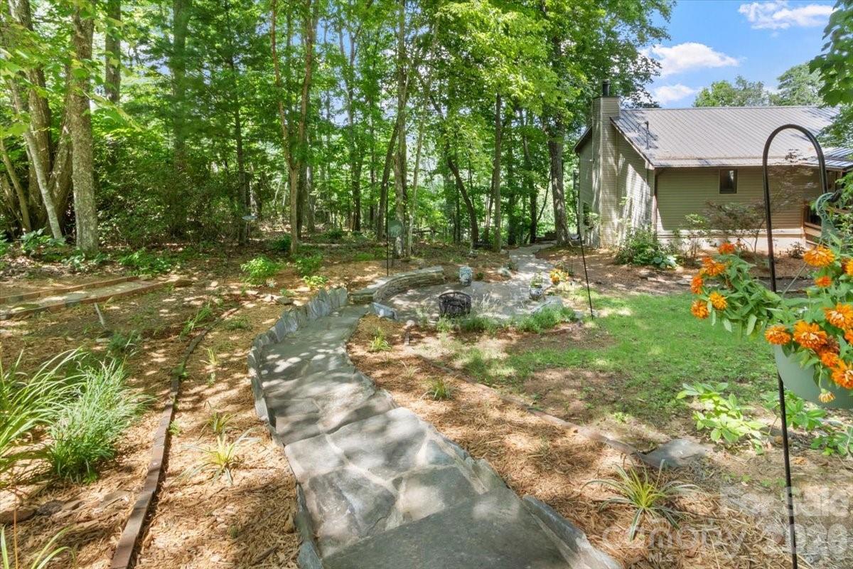 Moonshine Mountain - Residential
