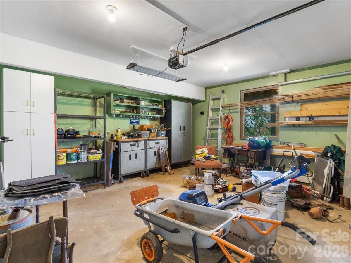Moonshine Mountain - Residential