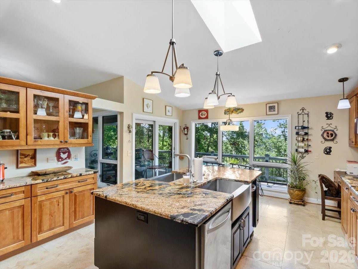 Moonshine Mountain - Residential