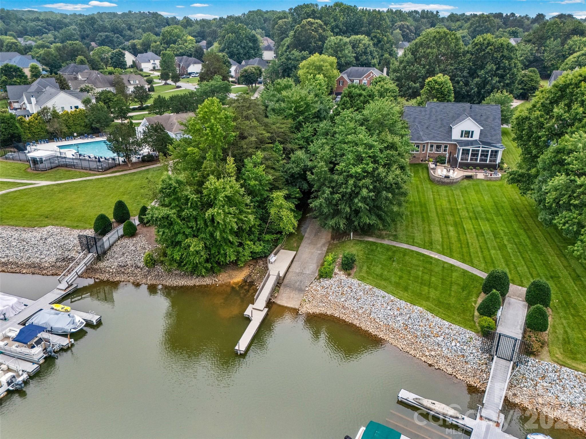 Morrison Cove - Residential