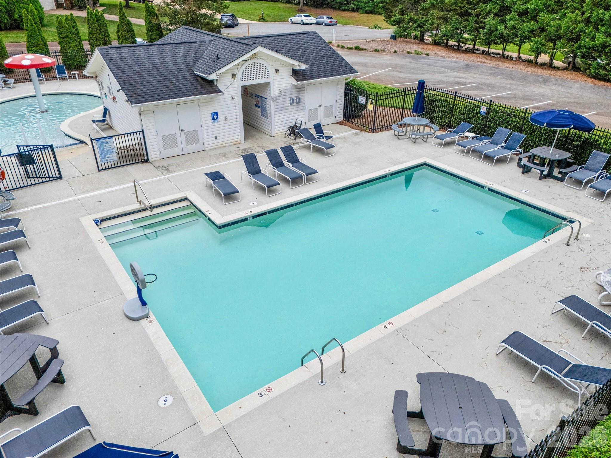 Morrison Cove - Residential