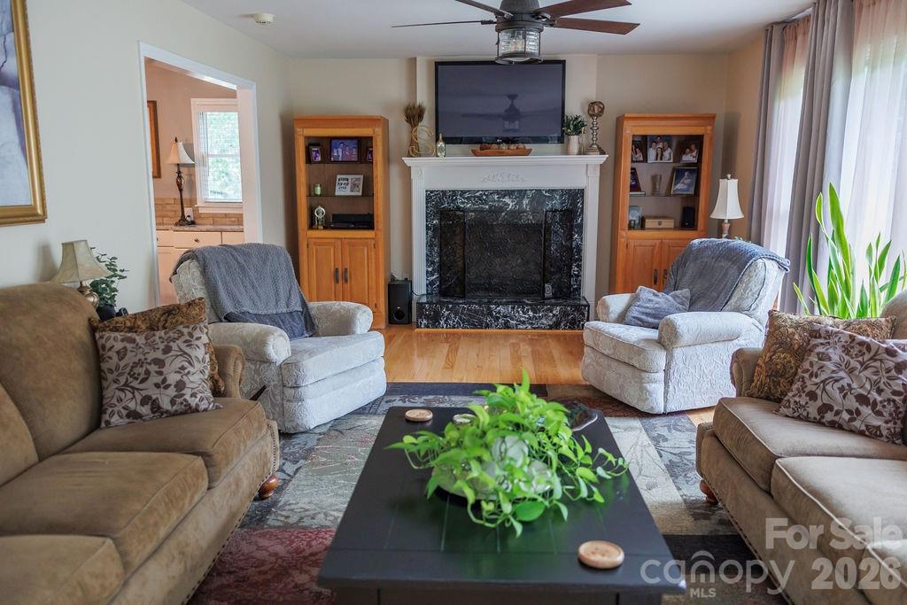 Country Meadow - Residential