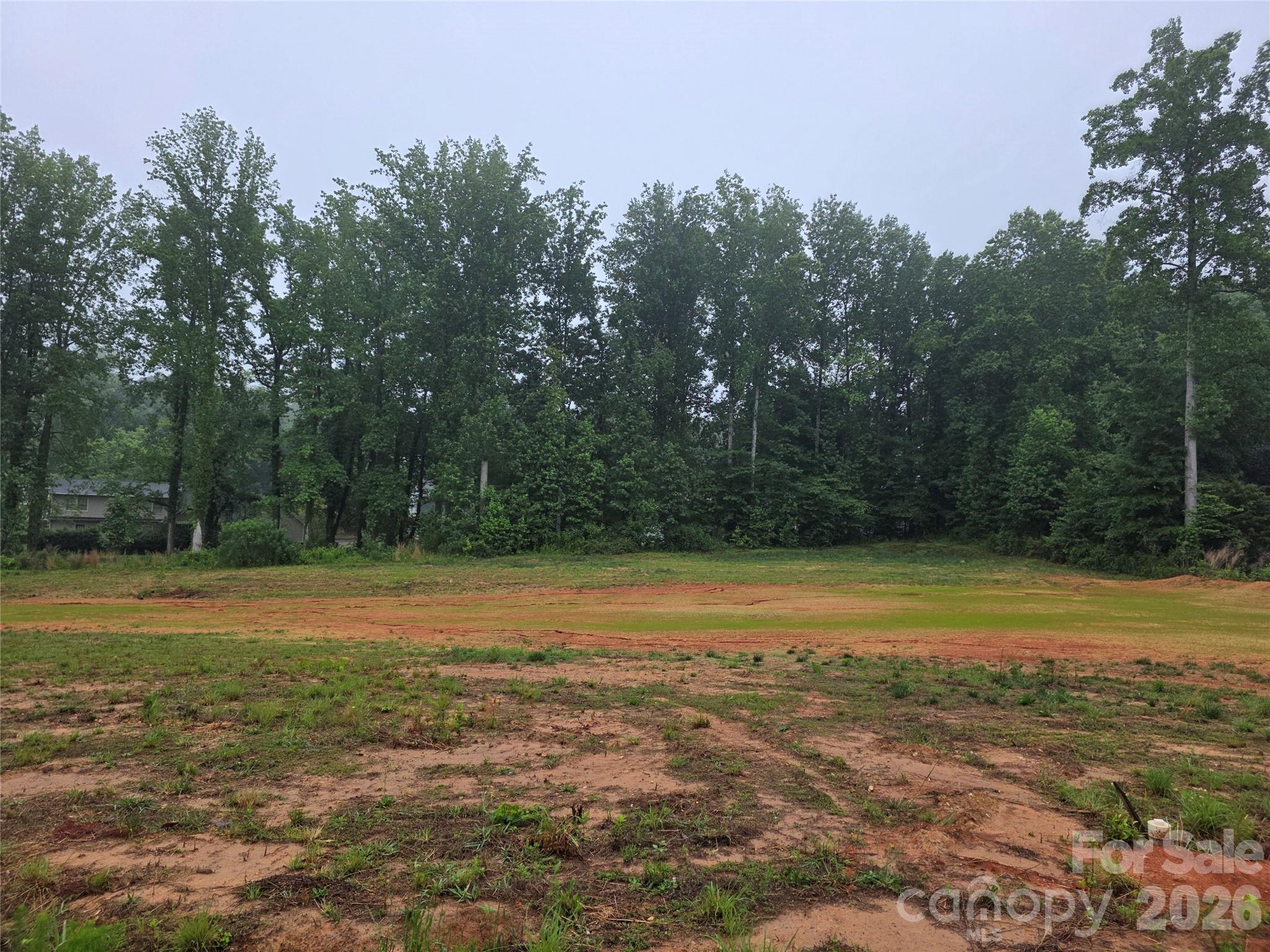 Lovely building lot in an established neighborhood. Lot cleared and ready for your new home. Minutes from golf course, schools, grocery and more. You will love the location! Convenient to South Carolina. Great location for your dream home.
