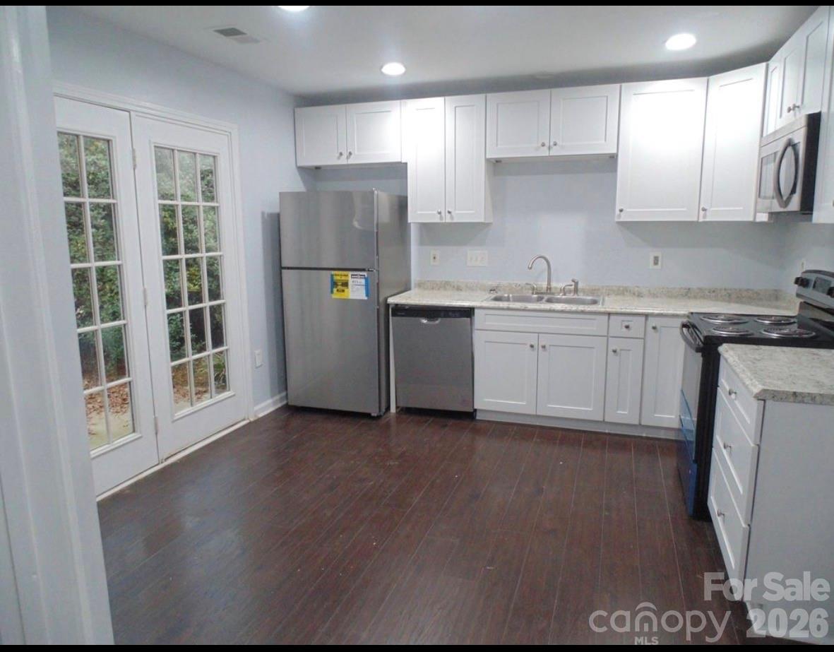 Maplecrest - Residential