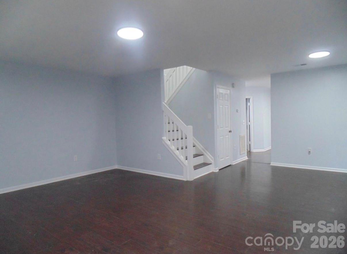 Maplecrest - Residential
