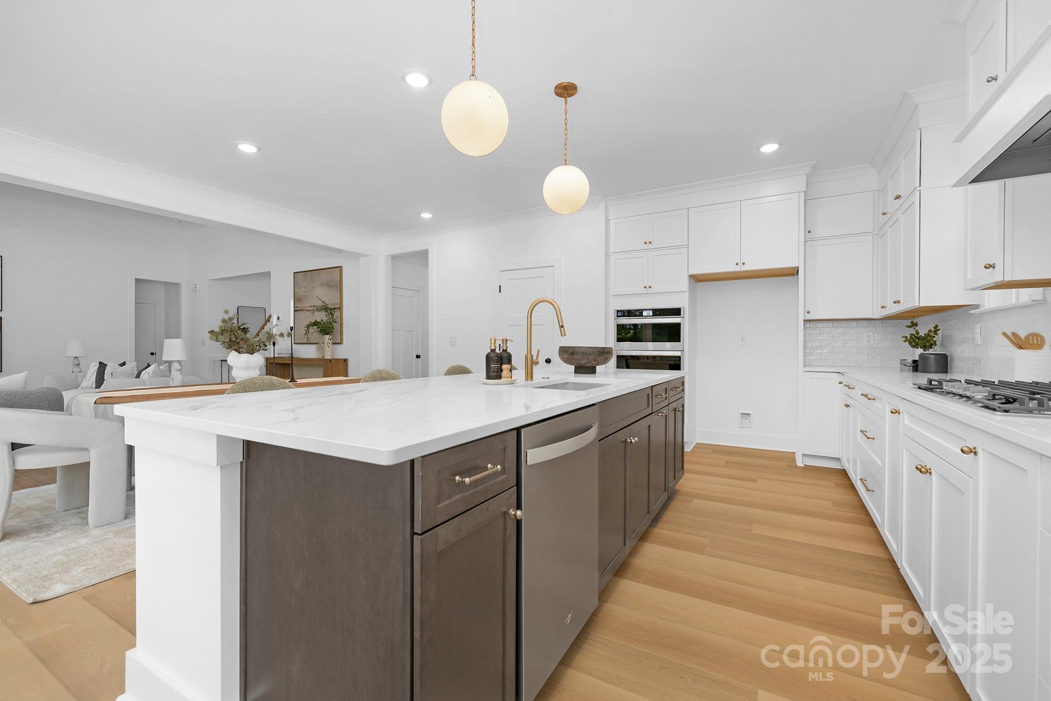 Sanders Landing - Residential
