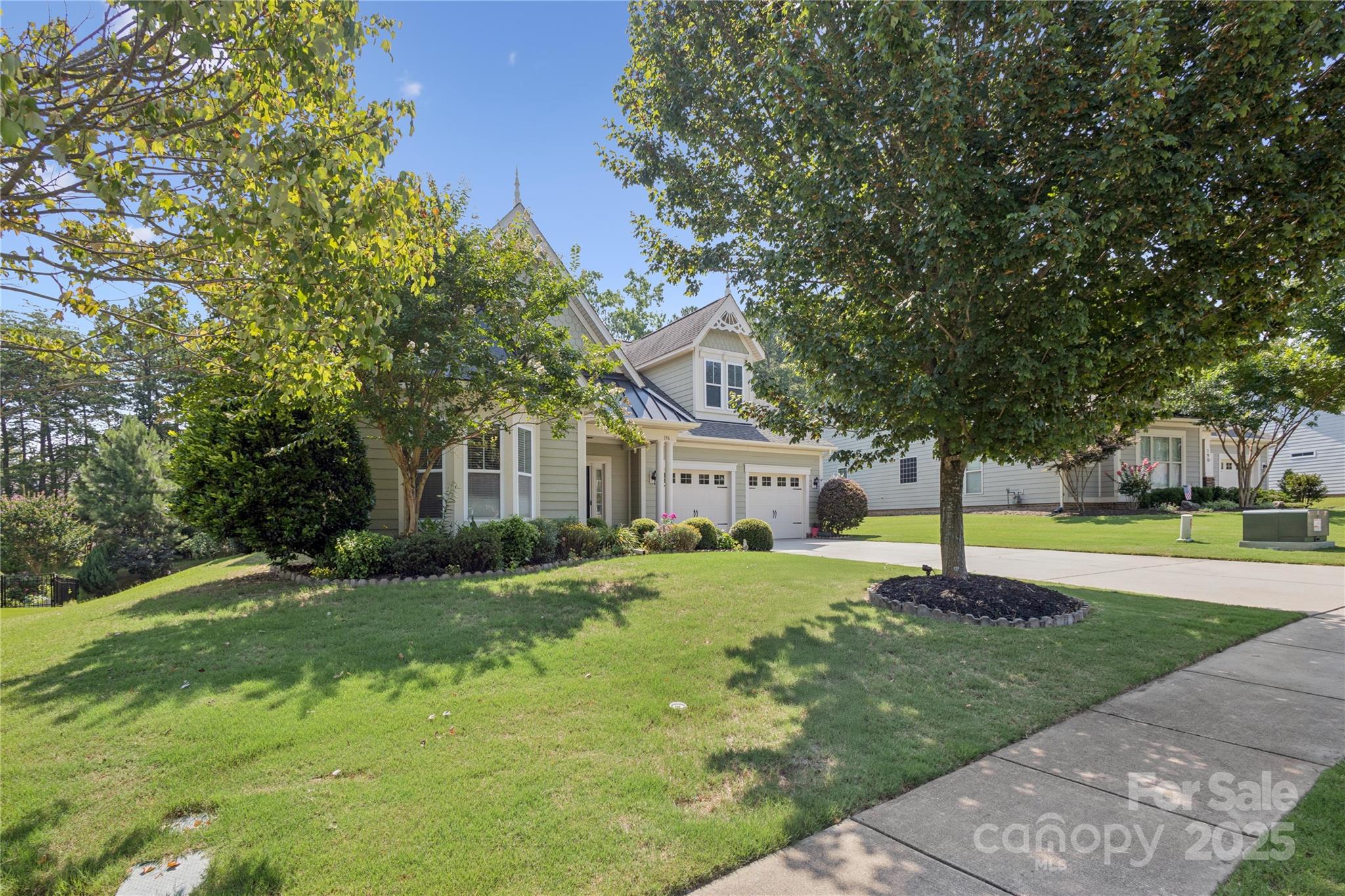 Hawks Creek - Residential