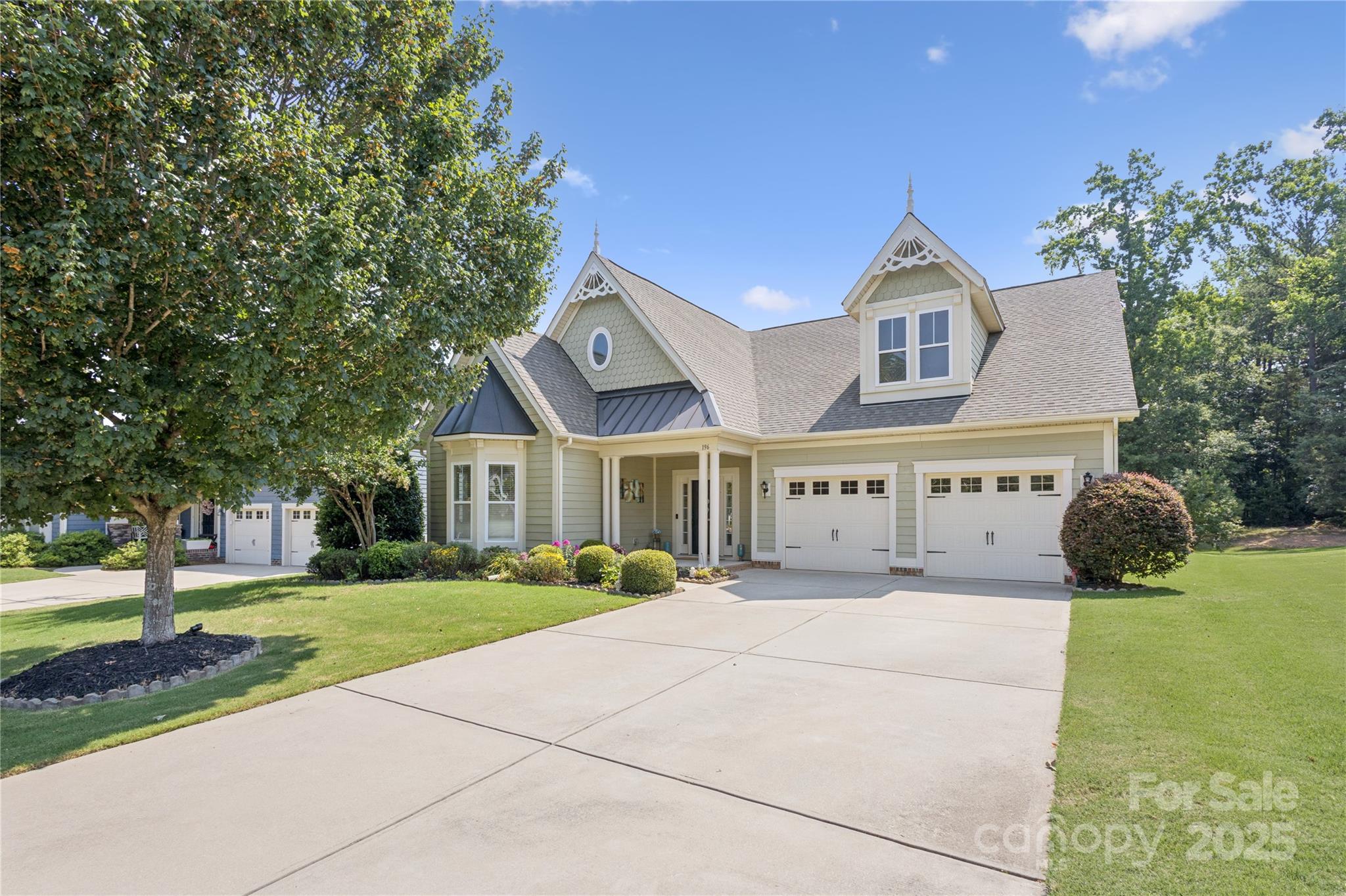 Hawks Creek - Residential