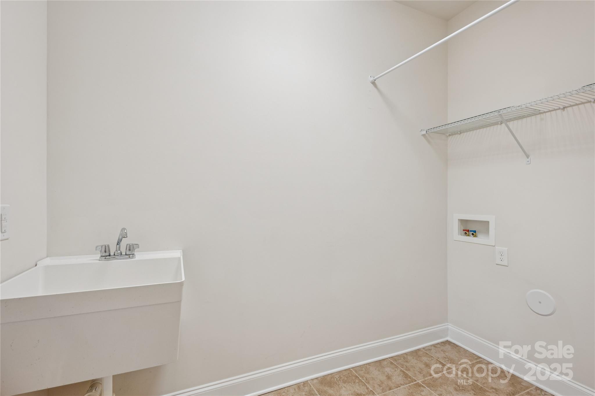 Hawks Creek - Residential
