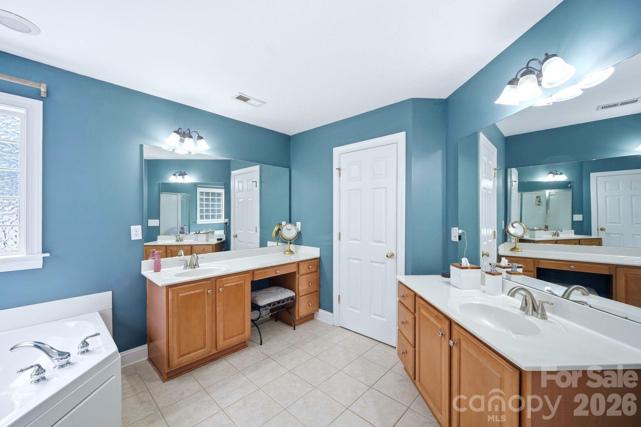 MacAulay - Residential