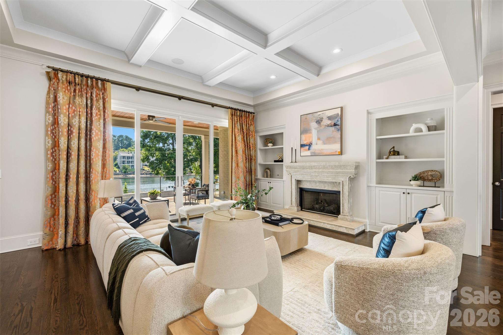 The Peninsula - Residential