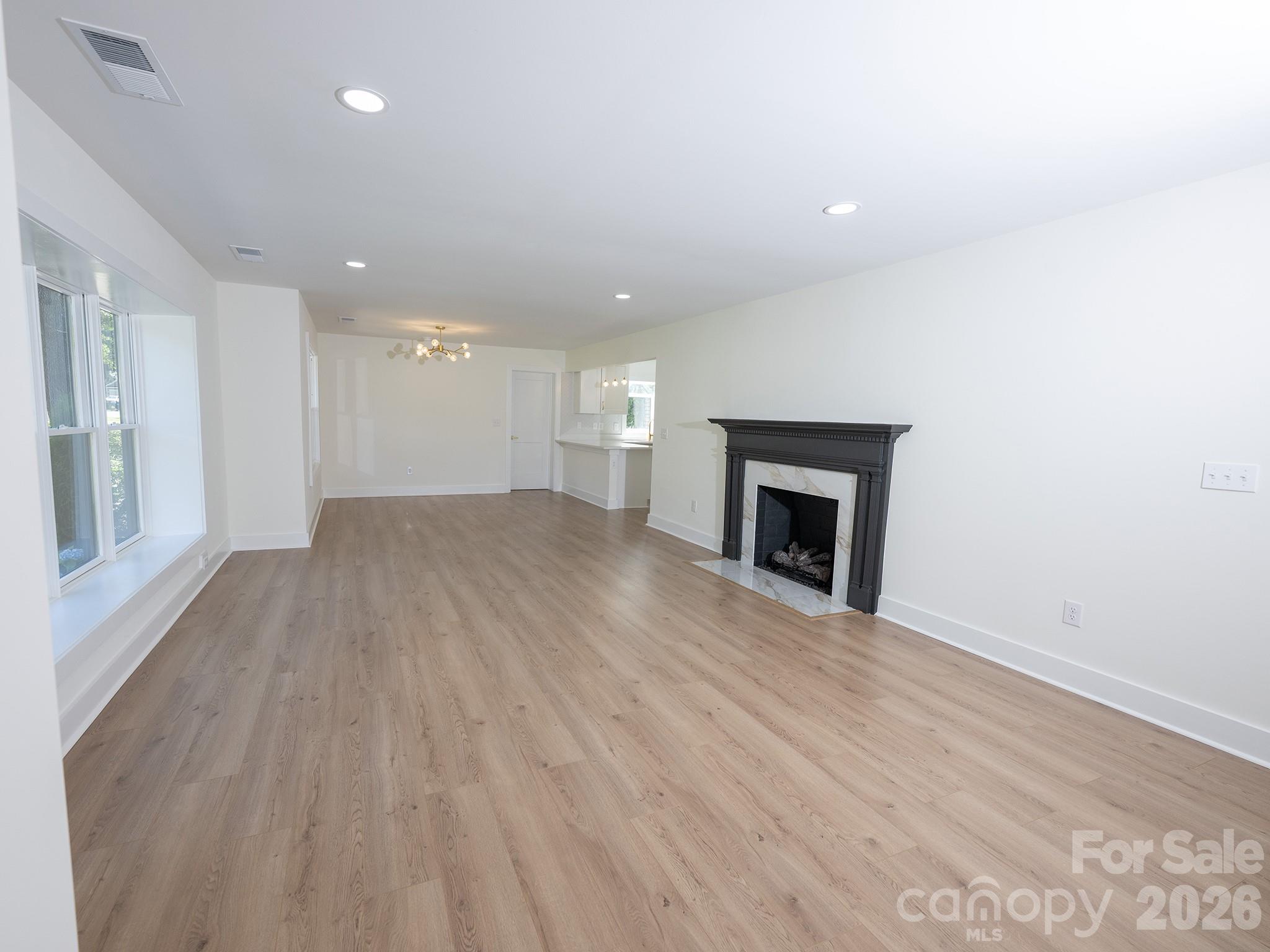 Royal Oaks - Residential