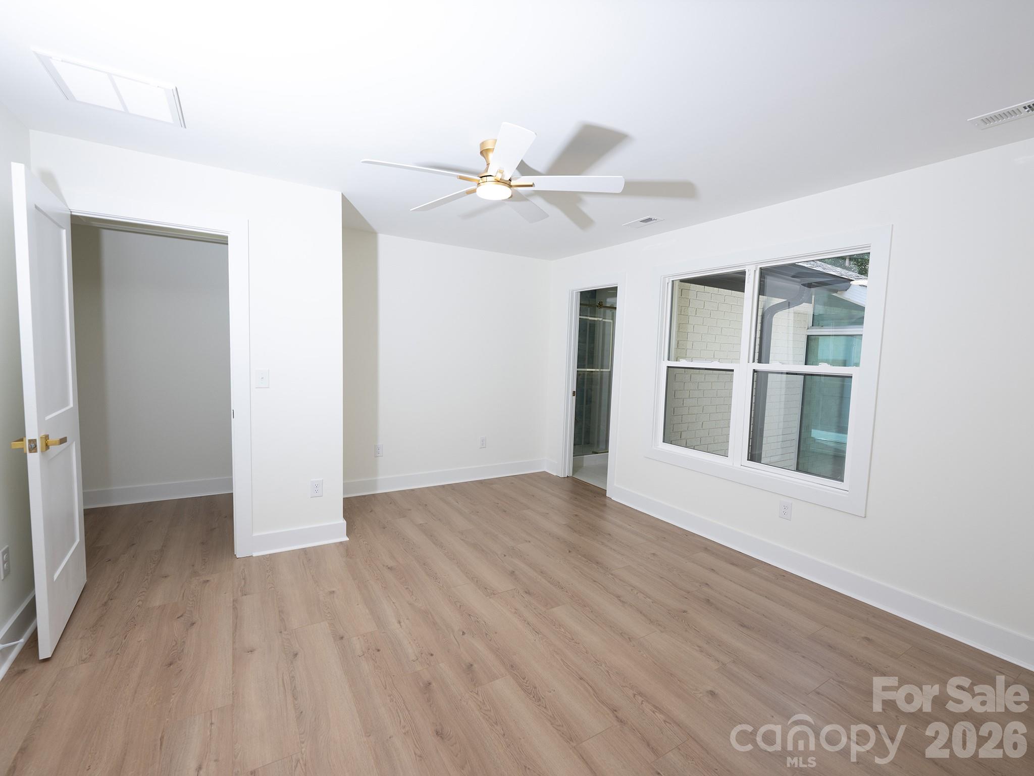 Royal Oaks - Residential