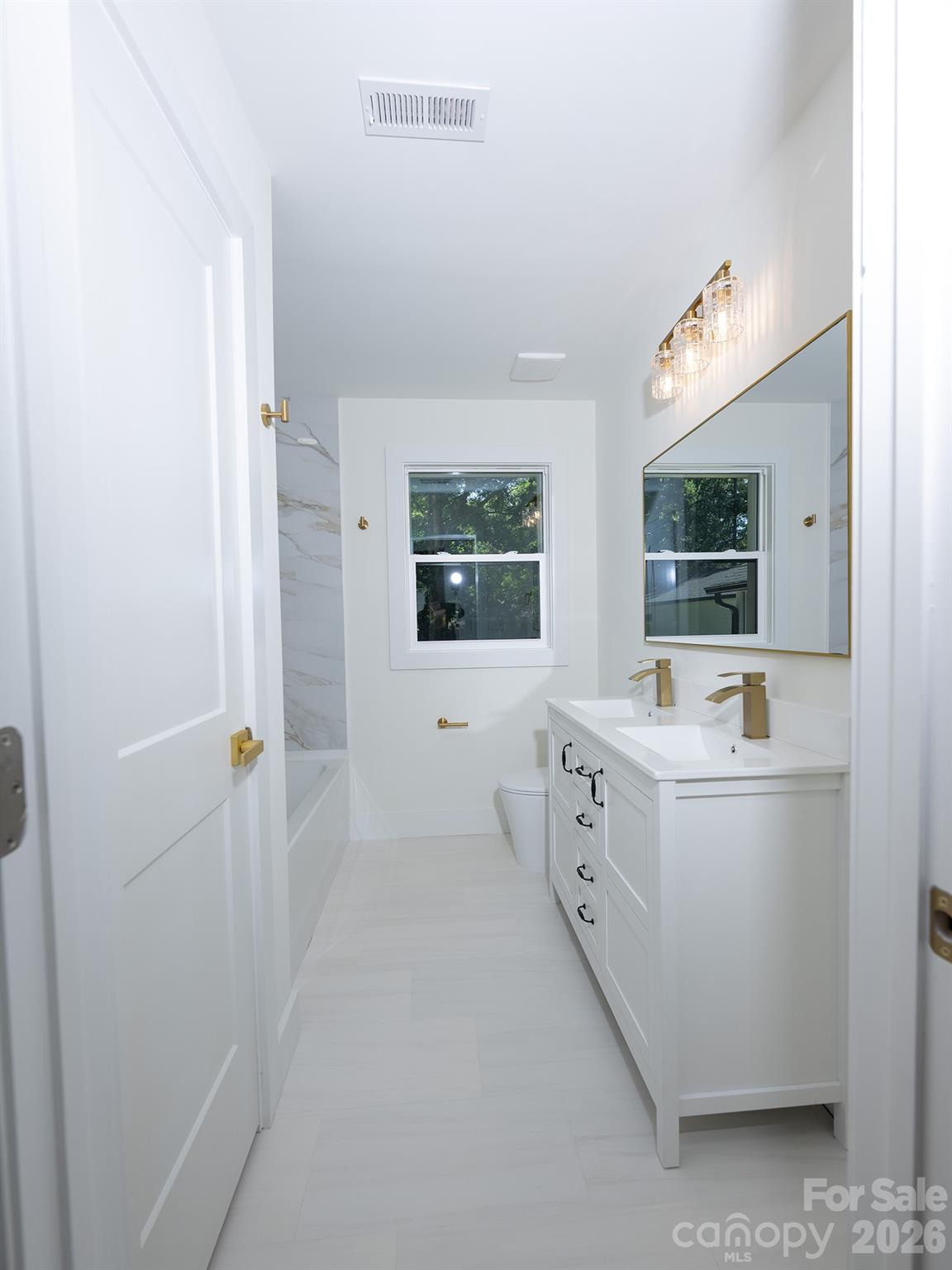 Royal Oaks - Residential