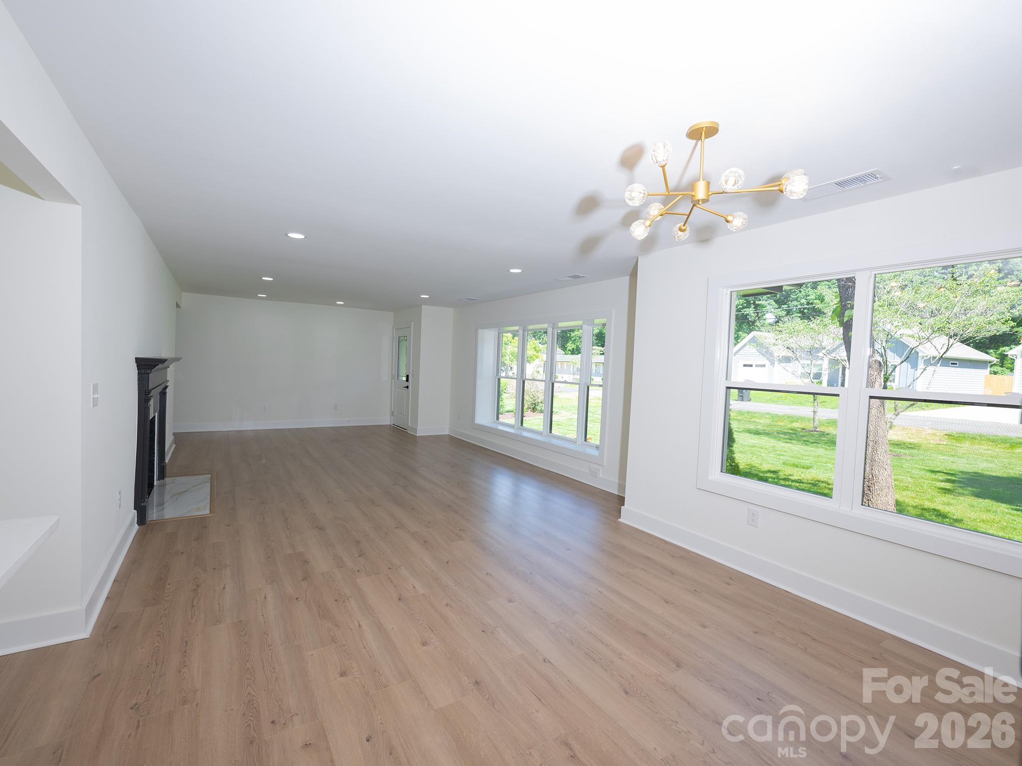 Royal Oaks - Residential