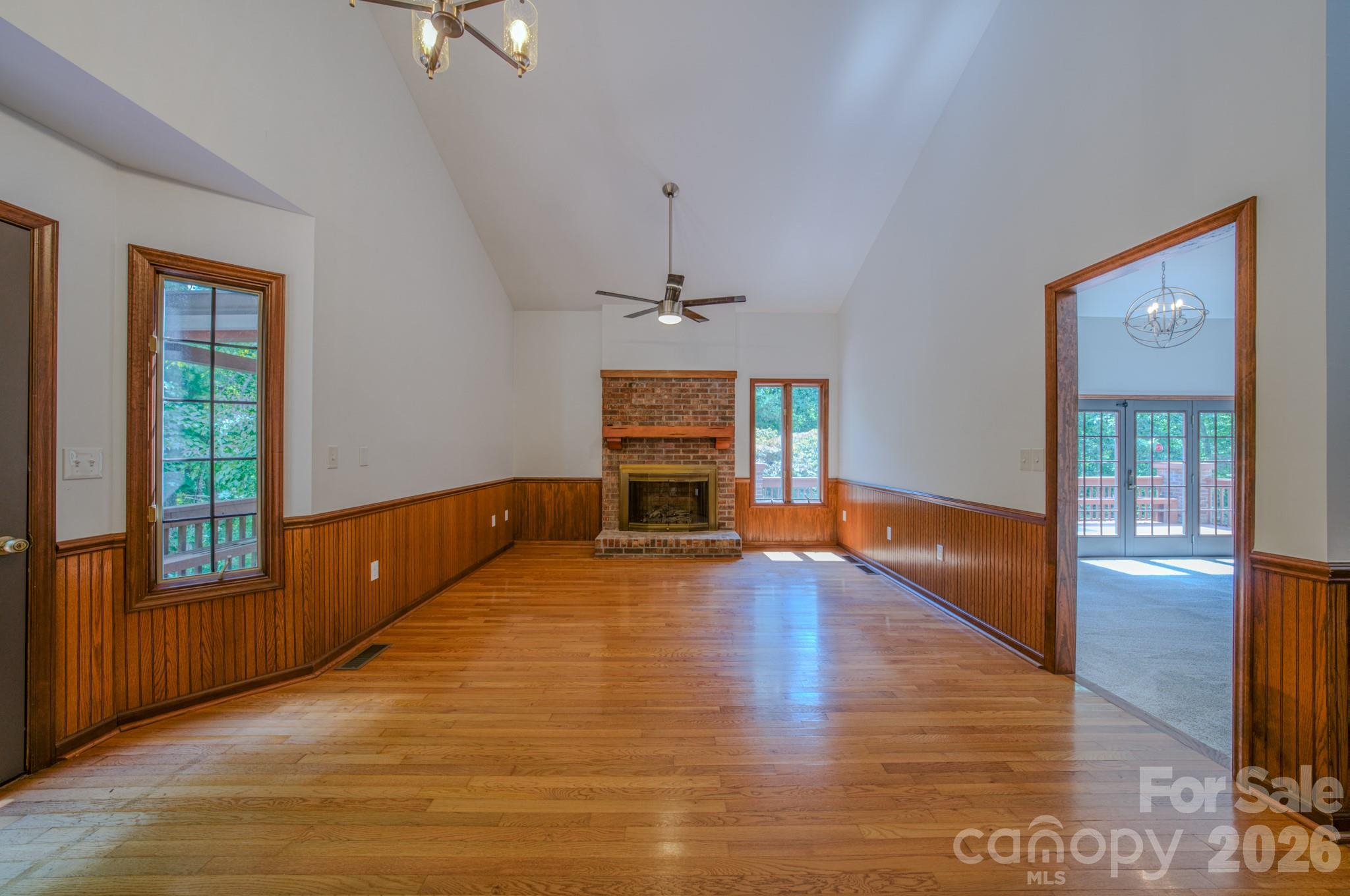 Woodside Hills - Residential