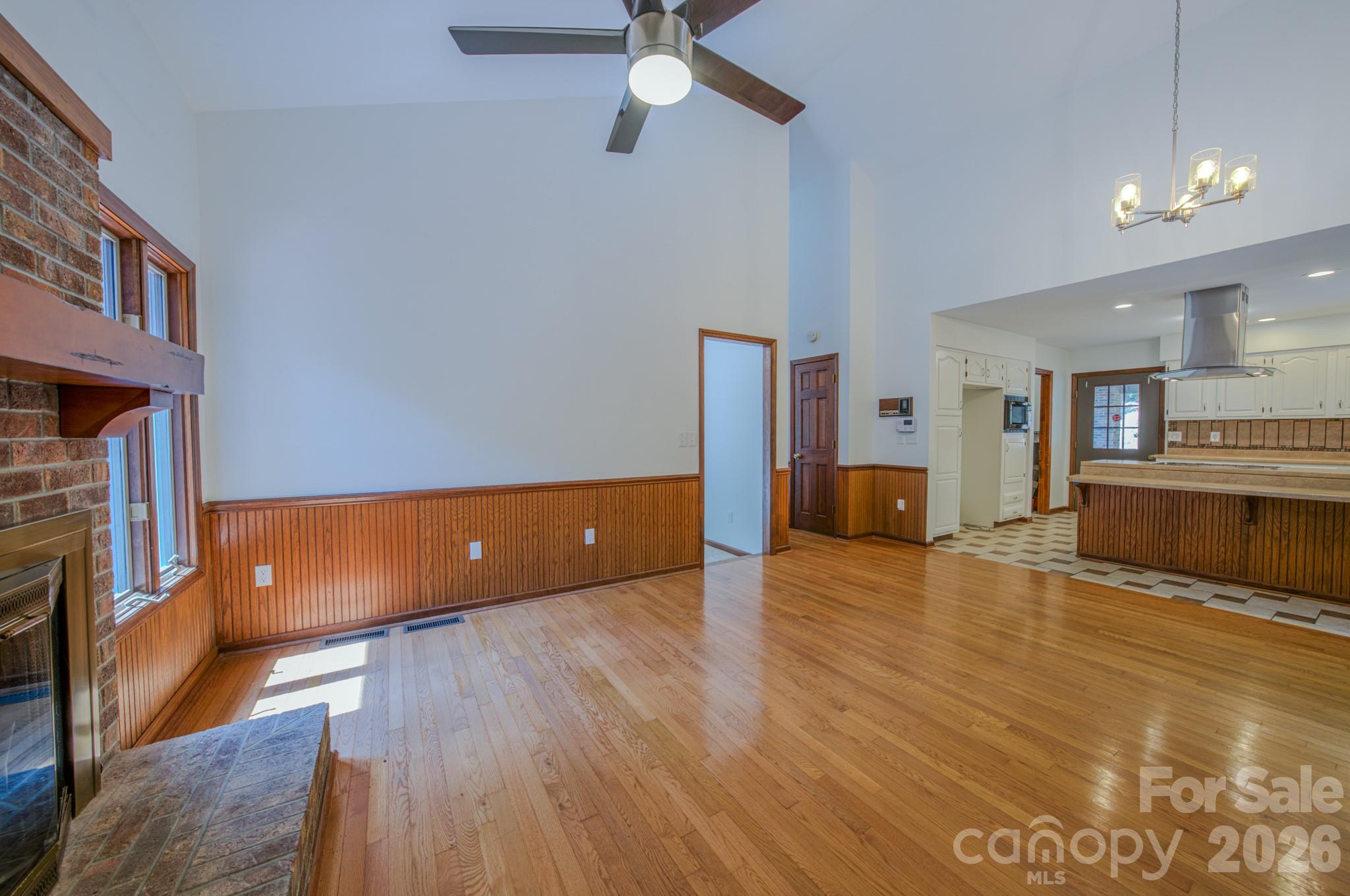 Woodside Hills - Residential