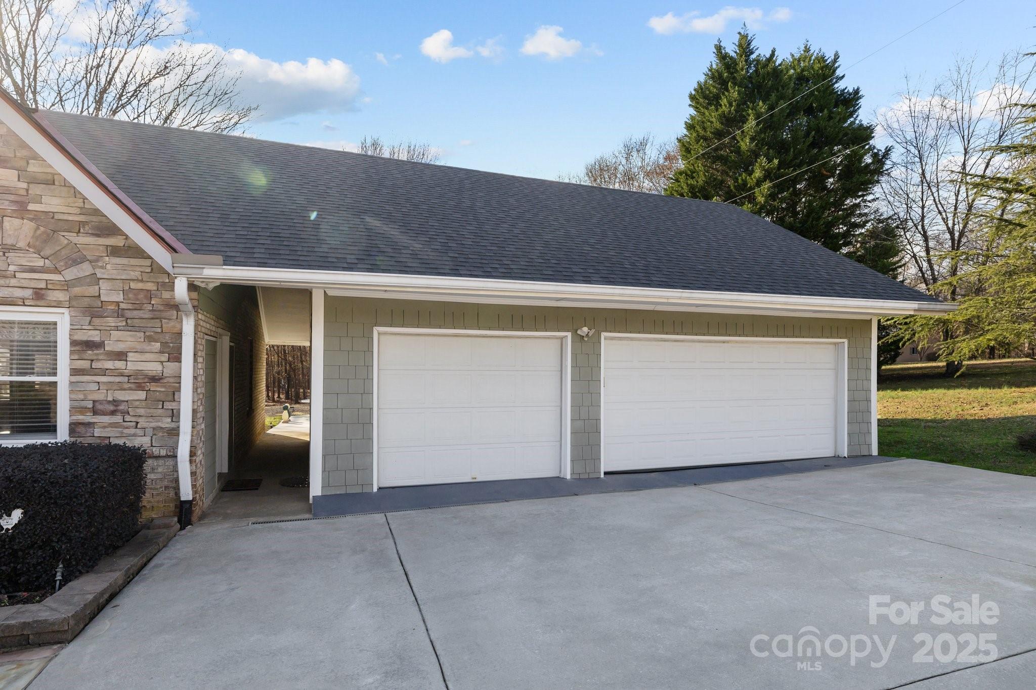 Caroline Acres - Residential