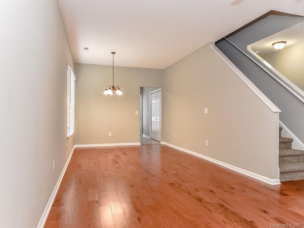 Makayla at Huntington - Residential